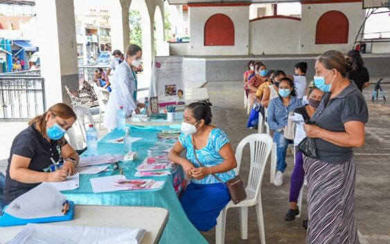 Con gran éxito se realizó la Jornada de Salud gratuita en Sayula de Alemán a cargo de la Jurisdicción Sanitaria X