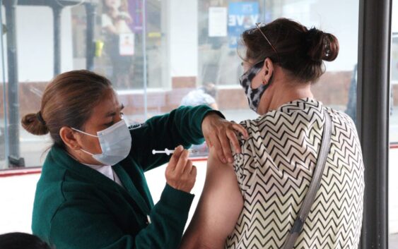 Inicia IMSS Veracruz Sur vacunación contra influenza estacional