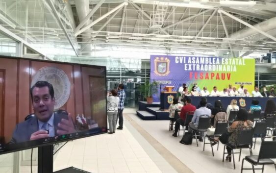 Siempre seré aliado de la UV, dice Sergio Gutiérrez Luna ante 700 académicos