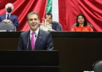 Titular del INE se niega a revelar su sueldo: Hernández Espejo