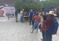 Instalan mesa para recolección de firmas para ratificación de mandato presidencial en Papantla