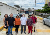 Entrega Alcalde pavimentación, drenaje y red de agua potable de la calle Tláloc