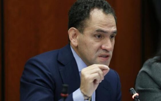 Confirma Monreal retiro de postulación de Arturo Herrera como gobernador del Banco de México