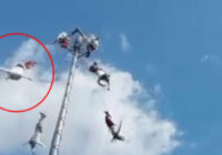 Volador de Papantla cae de altura de 25 metros en Puebla; video se hace viral en redes Volador de Papantla cae de altura de 25 metros en Puebla; video se hace viral en redes
