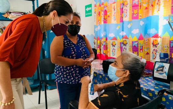 DIF Minatitlán lleva a cabo exitosa jornada oftalmológica