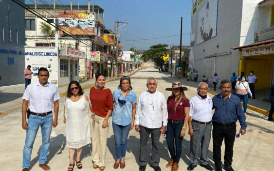 Inaugura Alcalde la rehabilitación integral de la calle Lerdo