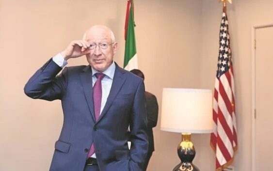 México y EU deben alejar a migrantes de un corredor doloroso: Ken Salazar