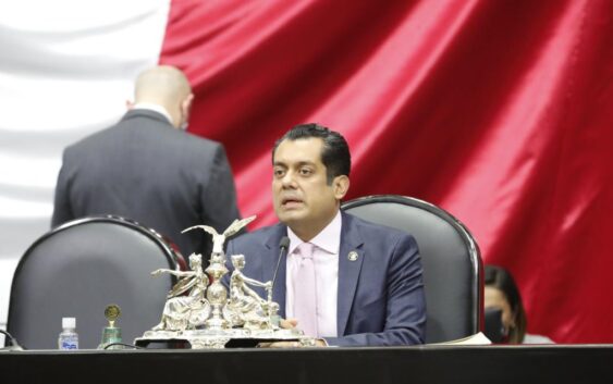 La Cámara de Diputados presentó ante la Suprema Corte una demanda de controversia constitucional contra el INE