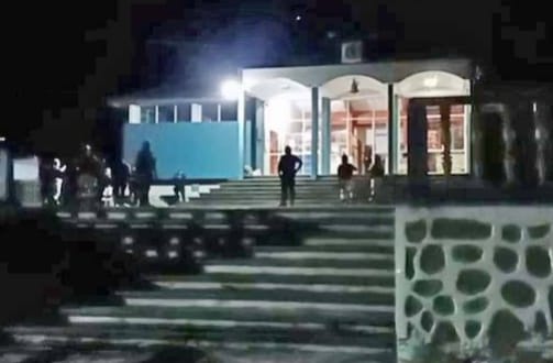 Tras asalto, cruenta balacera frente al ayuntamiento de Tenochtitlán