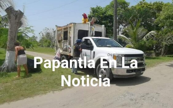 SÓLO UN CAMIÓN RECOLECTOR DE BASURA LES DEJARON EN TECOLUTLA