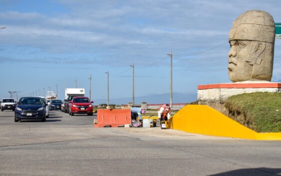 Amplía Ayuntamiento carril del Malecón