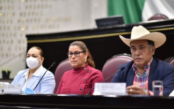 Marco Antonio Martínez Amador pendiente de sus labores legislativas inaugurara su casa de Gestión Legislativa en Acayucan el próximo 2 de Febrero , en donde además llevara a cabo la Feria del Tamal.