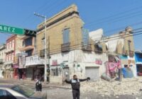 Rachas de viento derriban parte de un edificio en la zona centro de Tampico