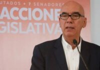 Se hunde Comisión de Veracruz; renuncia Dante Delgado a la presidencia