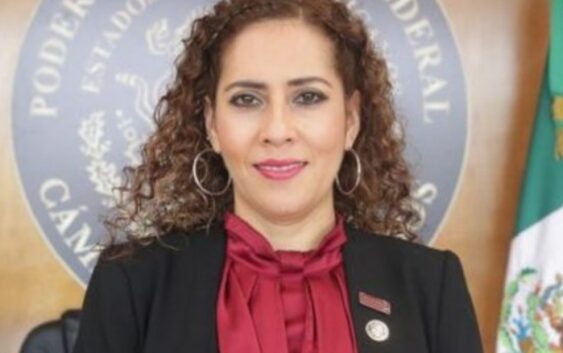 Tania Cruz Santos, diputada federal por Coatzacoalcos, “sacó el pecho” por los comerciantes y empresarios de Coatzacoalcos.