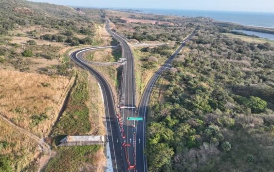 ¡Abre SICT a la circulación autopista que va desde laguna Verde hasta Totomoxtle!