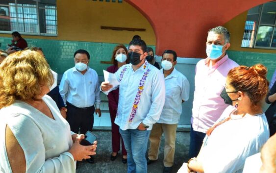 Zenyazen no olvida a Córdoba, entrega obras por más de 2 mdp