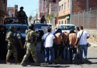 Enfrentamiento entre policías y sicarios guatemaltecos en Quiroga, Michoacán.