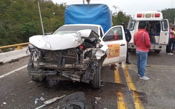 Brutal accidente en la carretera Gutiérrez Zamora a Papantla