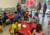 Fomentan lectura y escritura en biblioteca Cornelius Versteeg