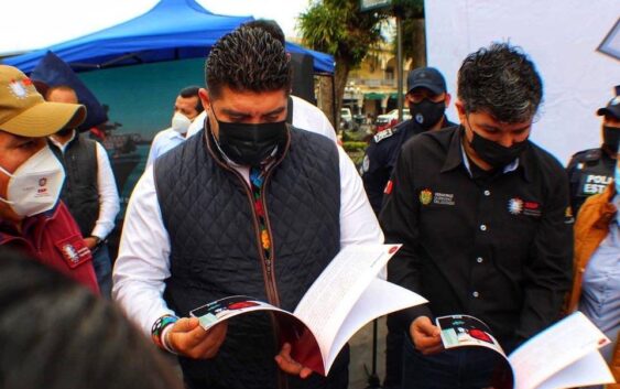 Zenyazen Escobar estrecha vínculos entre Educación y Seguridad