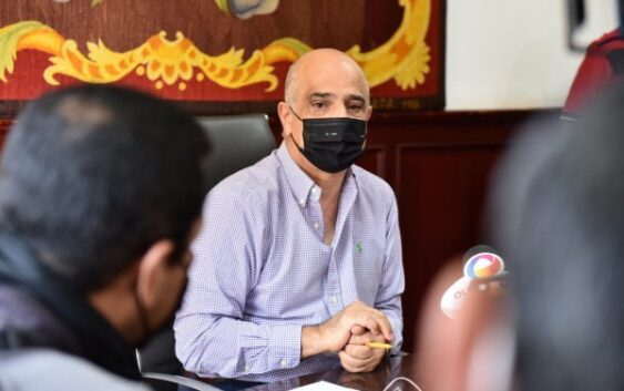 AHUED CONTRA EL MONSTRUOSO CMAS