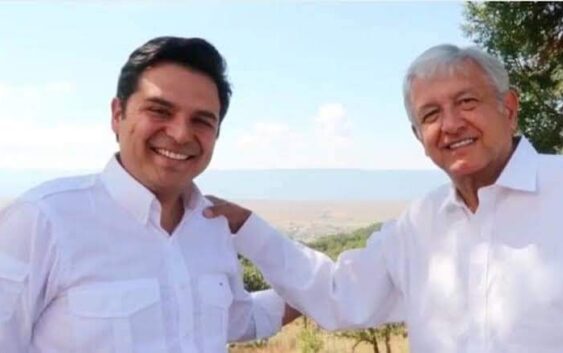 Acompaña director general del IMSS al presidente en recorrido de supervisión en Tula