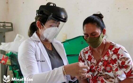 Realizan primer Feria de la Salud en la comunidad de Limonta