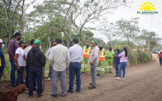 “Aprobados 4.5km de Concreto Hidráulico para Hidalgotitlán”, se solicita supervisión del camino