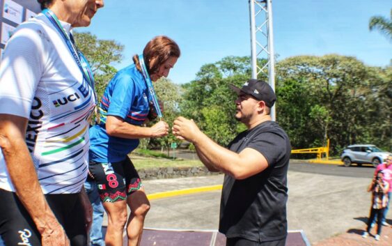 Veracruz impulsa actividades que desarrollan el deporte y la economía: Zenyazen Escobar