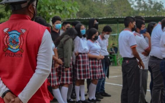Realiza PC simulacro en Telebachillerato de Cosoleacaque