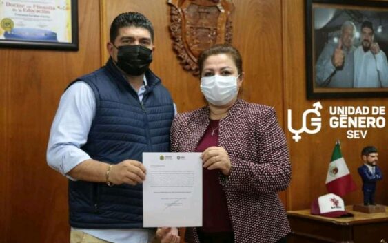 Nombran a la ex diputada Florecía Martínez como titular de le Unidad de Género de la SEV