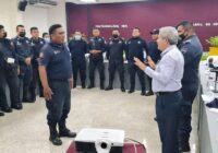 Capacitan a más de 250 policías en Coatzacoalcos