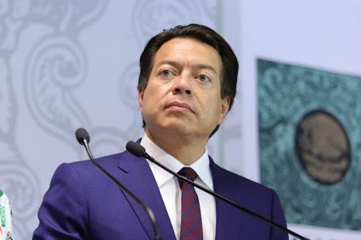 ¡De reversa mami! A Mario Delgado le salió peor el remedio que la enfermedad