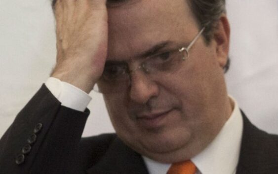 Marcelo Ebrard entre rumores de renuncia.