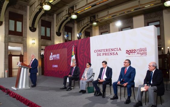 Presentan Reforma Electoral de AMLO: borra plurinominales, desaparece al INE, OPLES y recorta recursos a partidos