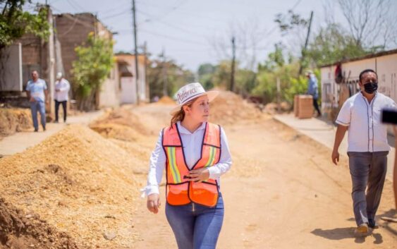 Estamos trabajando arduamente en mejorar las arterias de nuestro municipio: Rosalba Rodriguez