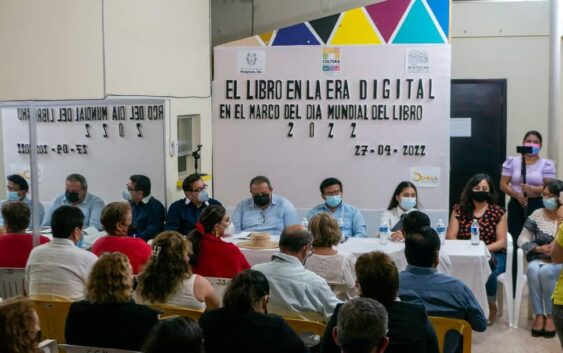 Exitosa resultó la mesa de diálogo “El libro en la era digital” organizado por la Dirección de Cultura Municipal