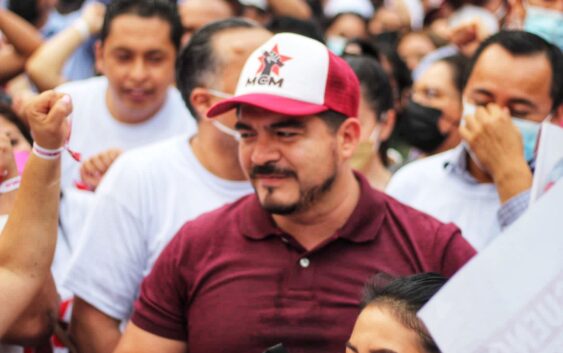 Zenyazen Escobar refrenda su apoyo a AMLO; comparte sus ideales