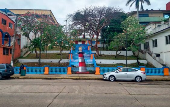 Escalinatas del Malecón cobran vida con murales interactivos