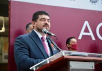 Zenyazen Escobar encabeza reinicio de clases tras periodo vacacional