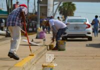 Realizan pinta de Cruces e instalación de señalaría sobre carretera transísmica