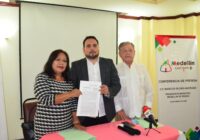 FGE da entrada a primera denuncia contra Hipólito Deschamps por malversar recursos del ayuntamiento de Medellín FGE da entrada a primera denuncia contra Hipólito Deschamps por malversar recursos del ayuntamiento de Medellín