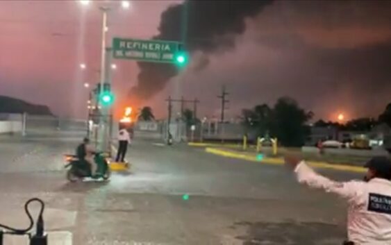 Se incendia tanque en refinería Antonio Dovalí Jaime de Salina Cruz