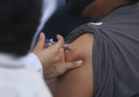 Caducarán mañana un millón de vacunas contra covid en México