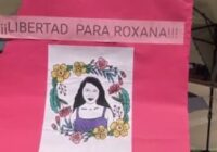 Otorgan suspensión a Roxana, la joven que mató a su violador en Neza; de momento no regresará a prisión Otorgan suspensión a Roxana, la joven que mató a su violador en Neza; de momento no regresará a prisión