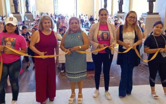 Inauguran el 11vo. bazar AMMJE Veracruz