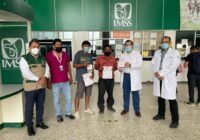 Afilia IMSS a los dos primeros trabajadores guatemaltecos que recibirán los beneficios de la seguridad social