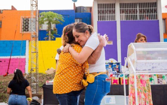 Calor amoroso en Acayucan, al celebrar el día de la madre: Rosalba Rodríguez Rodríguez