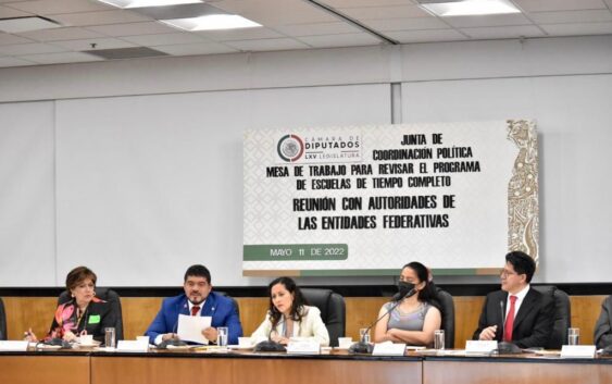 Zenyazen Escobar celebra que normas operativas de La Escuela es Nuestra contemplen labor de Escuelas de Tiempo Completo